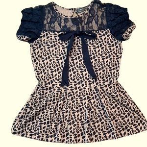 Twelve by Twelve Top Peplum W/ Lace Sleeves S